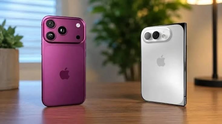 iPhone Duo vs iPhone 18 Pro Max comparison showing design, display, and camera features